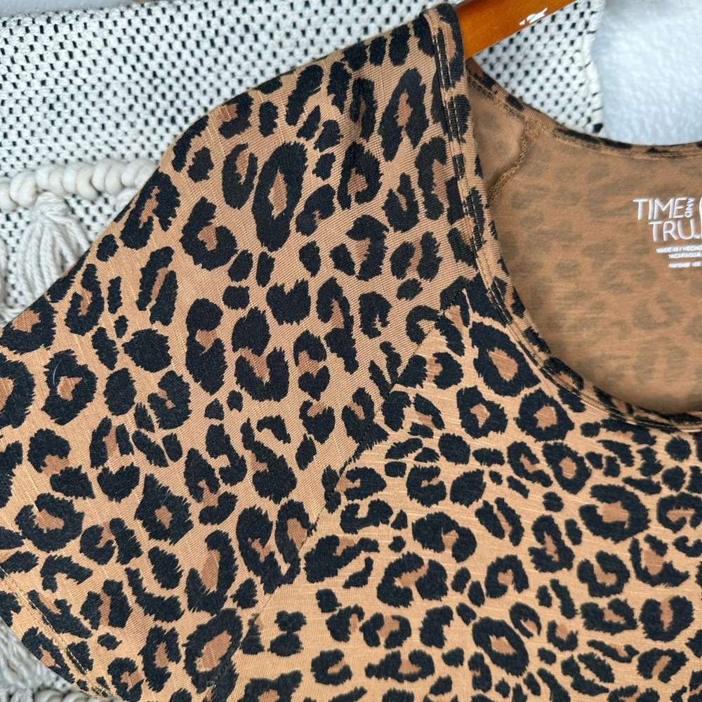 Time And Tru Leopard And Snake Print T-Shirt Bund… - image 6